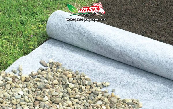 Feutre Géotextile Rouleau de 1Mx25M 90G/M2
